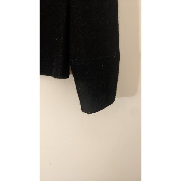 Sarah Wool Three Button Lightweight Wool Jacket, Large - Picture 4 of 9